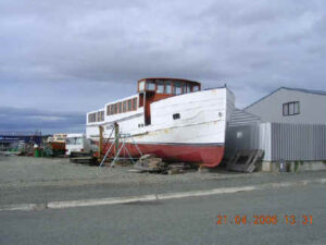 tawerabow.jpg
